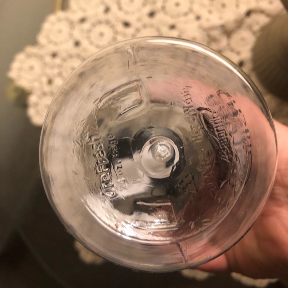 Bay101 Casino Reusable Water Bottle- 740 $8 or $6 w/ bundle - Picture 3 of 3